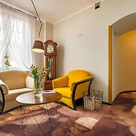 Pod Ratuszem Apartment